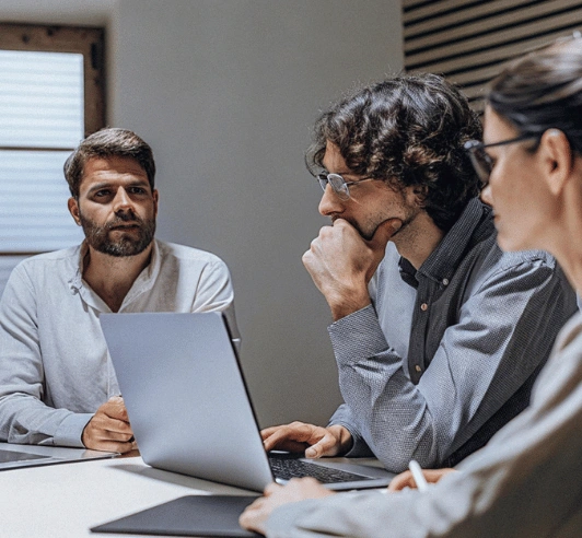 Signs your business needs AEO & GEO services
